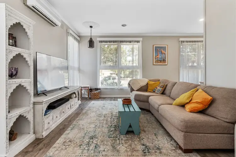Fifth view of Homely house listing, 17 Arkarra Court, Mooroolbark VIC 3138
