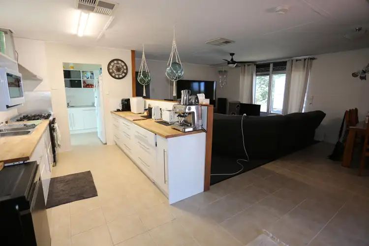 Fifth view of Homely house listing, 10 Casuarina Road, Kambalda West WA 6442