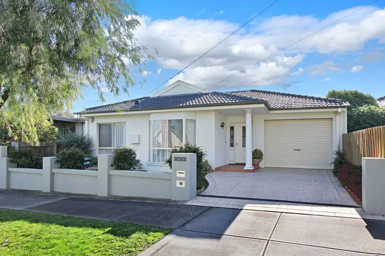 2/102 Stanley Avenue, Mount Waverley VIC 3149
