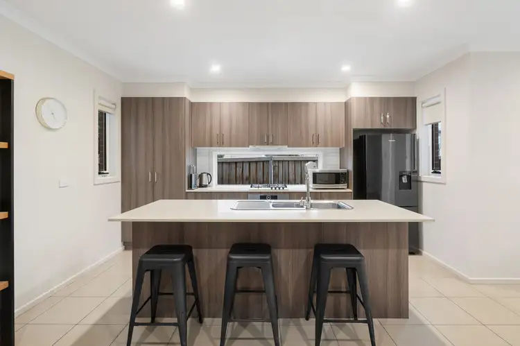Sixth view of Homely house listing, 20 Courthouse Walk, Doreen VIC 3754
