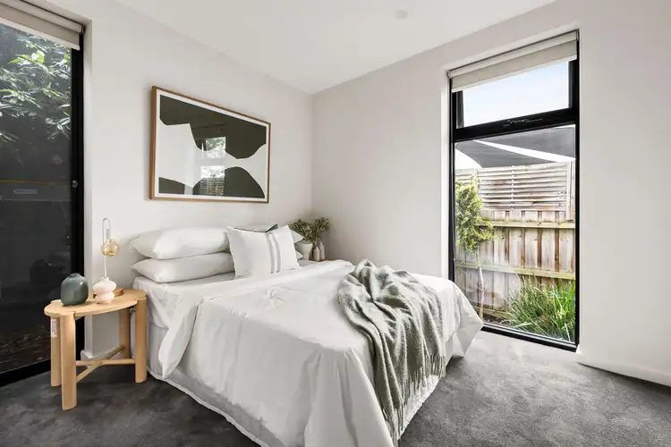 Third view of Homely apartment listing, 5/421 Tooronga Road, Hawthorn East VIC 3123