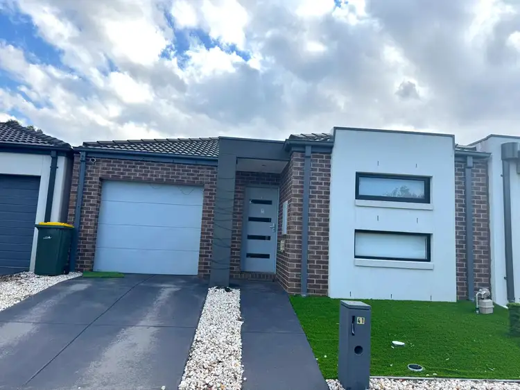 41 Sissinghurst Street, Truganina VIC 3029