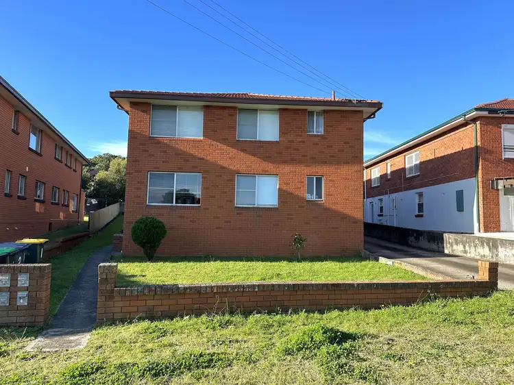 2/19 McGowen Street, Port Kembla NSW 2505