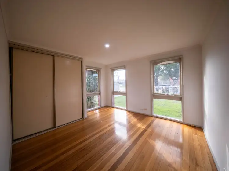 7 Paisley Street, Coolaroo VIC 3048
