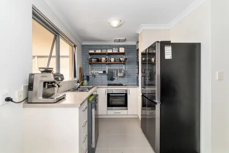 Fifth view of Homely house listing, 17/6 Chipping Crescent, Butler WA 6036