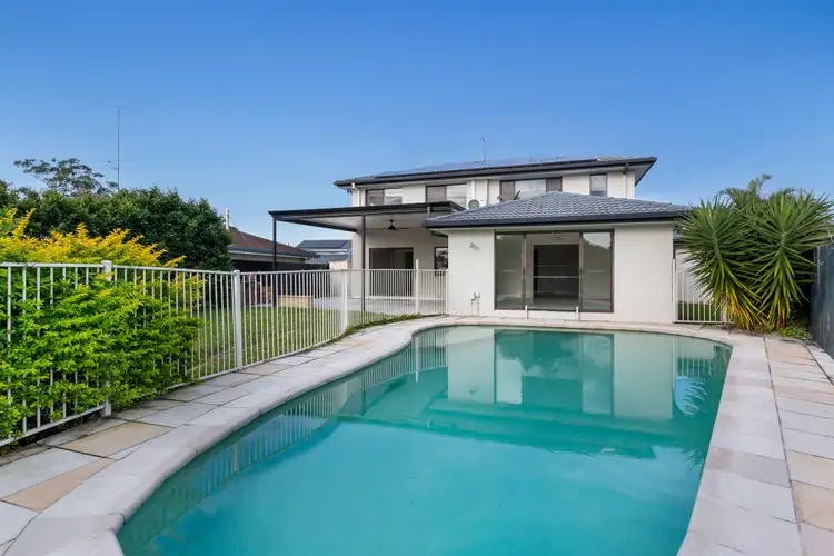 2A Village Low Road, Benowa Waters QLD 4217