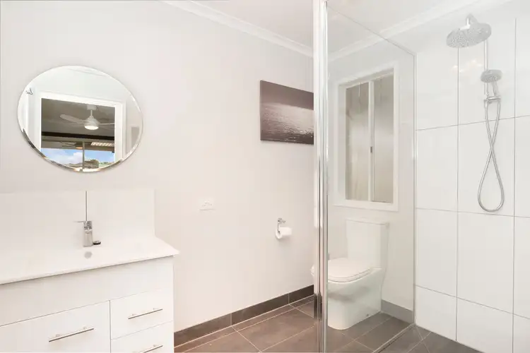 Sixth view of Homely house listing, 2 Barton Court, Warrnambool VIC 3280