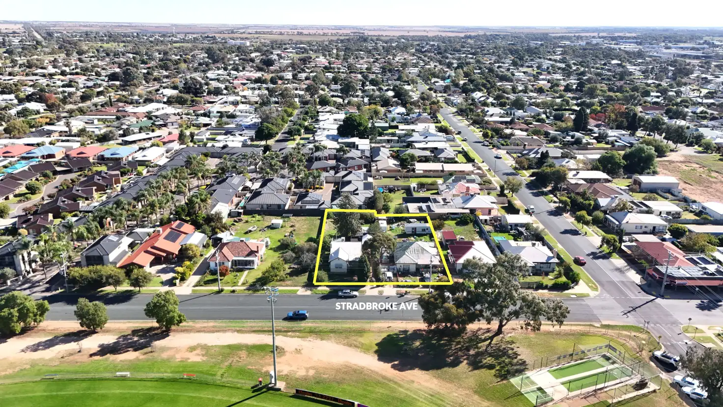 Main view of Homely house listing, 98-100 Stradbroke Avenue, Swan Hill VIC 3585