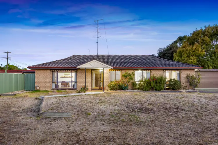 34 Bradby Avenue, Mount Clear VIC 3350