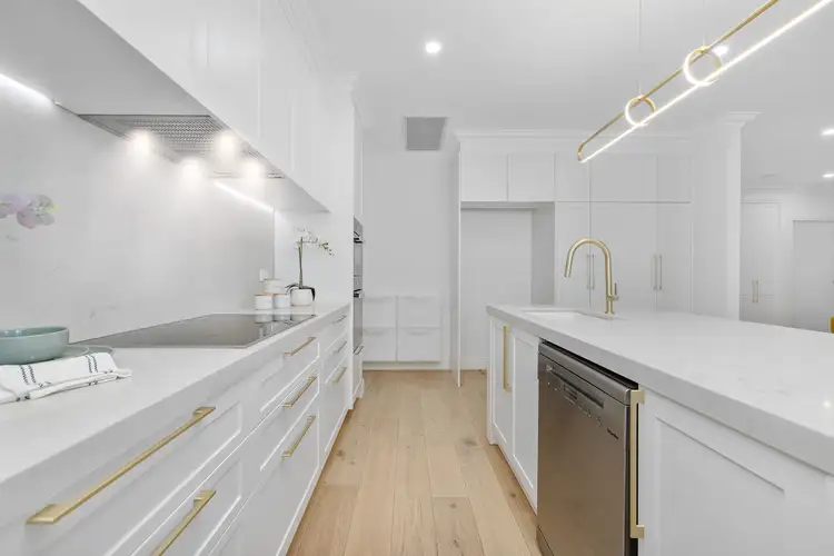 Fifth view of Homely house listing, 687 Warrigal Road, Bentleigh East VIC 3165