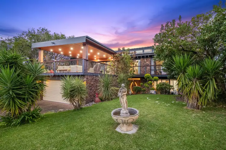 4 Amaroo Avenue, Blaxland NSW 2774