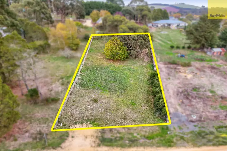 13 Grose Road, Gordon VIC 3345