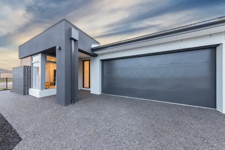 Second view of Homely house listing, 3 Lionsgate Crescent, Tarneit VIC 3029