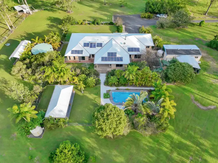 48 Essex Court, Mount Hallen QLD 4312