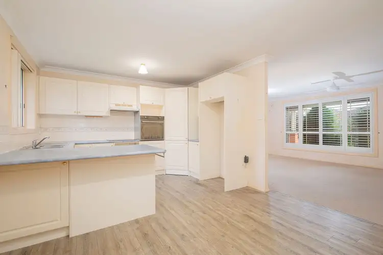 3/4 Loderi Place, Warabrook NSW 2304