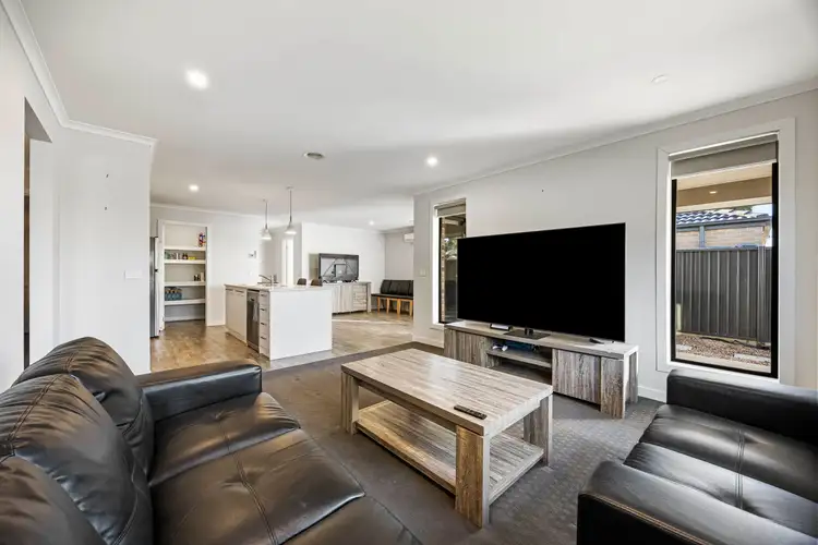 Second view of Homely house listing, 6 Ewart Close, Lucas VIC 3350