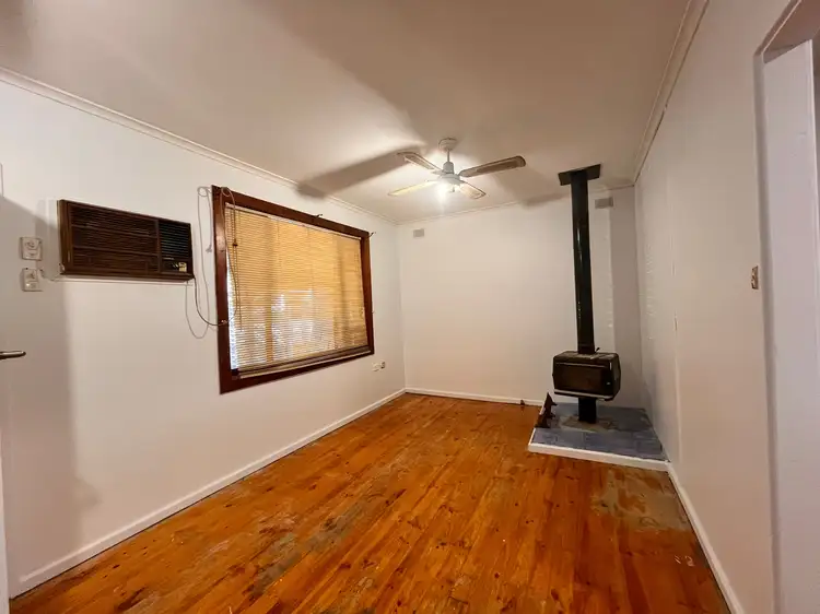 8 Homes Street, Whyalla Stuart SA 5608