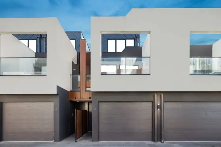 2/7 Renver Road, Clayton VIC 3168
