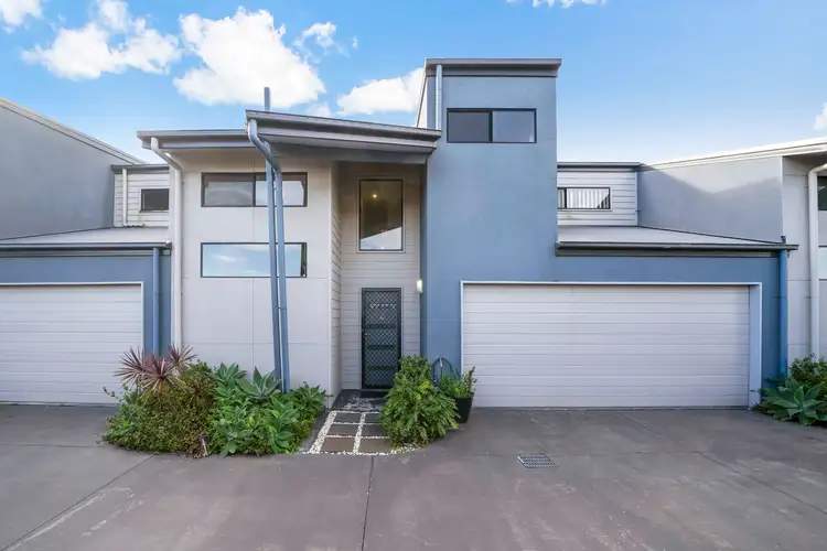 2/22 Percy Street, Redcliffe QLD 4020
