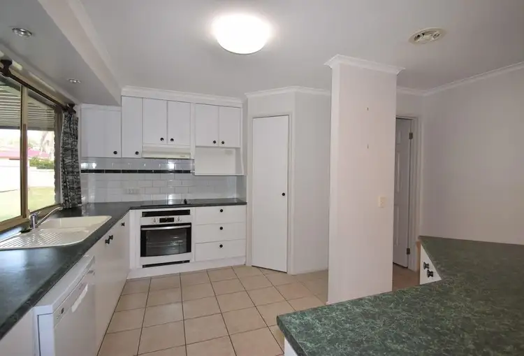 6 Darri Drive, Springdale Heights NSW 2641