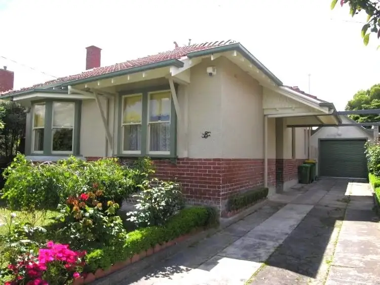 8 Frankston Street, Reservoir VIC 3073