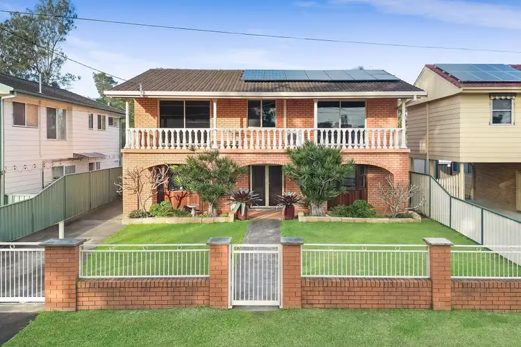 Second view of Homely house listing, 31 Emora Avenue, Davistown NSW 2251