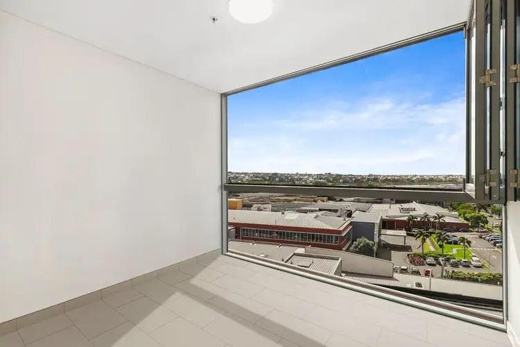 1057/16 Hamilton Place, Bowen Hills QLD 4006