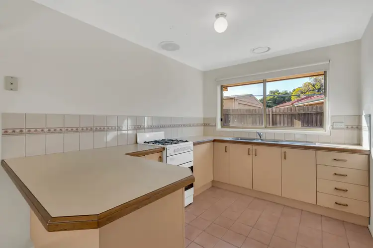 Fourth view of Homely unit listing, Unit 2/9 Kingston Heath Court, Craigieburn VIC 3064