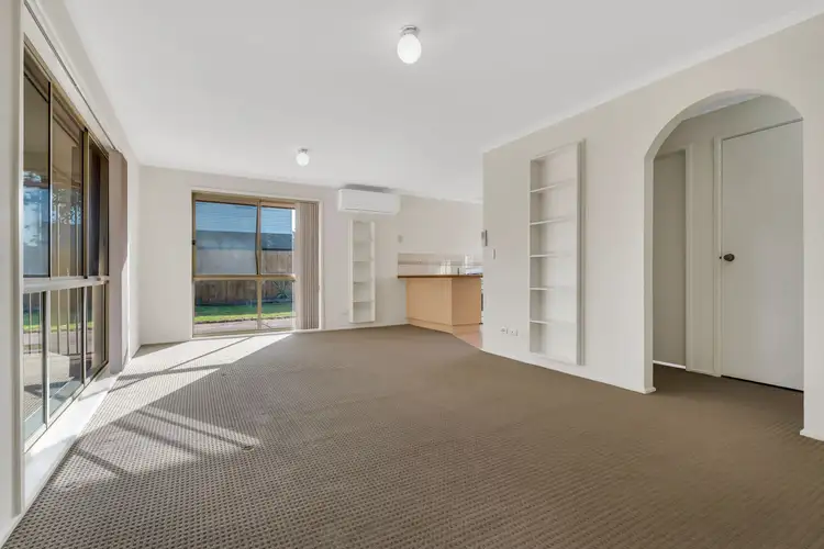 Fifth view of Homely unit listing, Unit 2/9 Kingston Heath Court, Craigieburn VIC 3064
