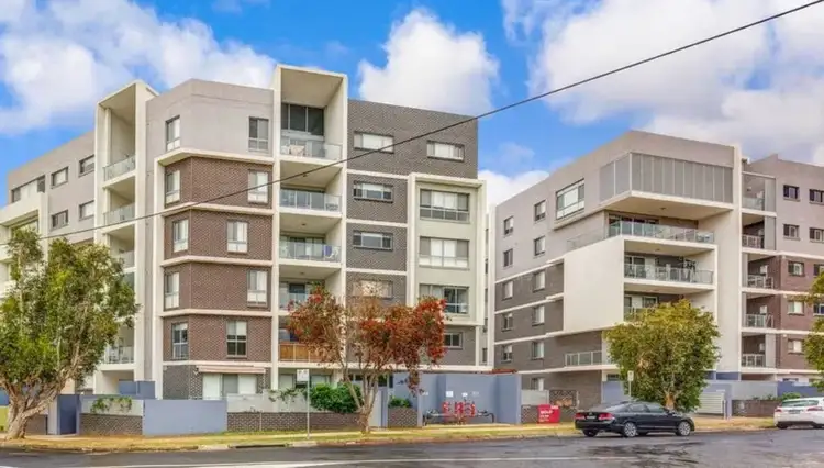 9/12-20 Tyler Street, Campbelltown NSW 2560