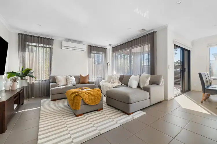 Fourth view of Homely house listing, 33 Adriatic Circuit, Clyde VIC 3978
