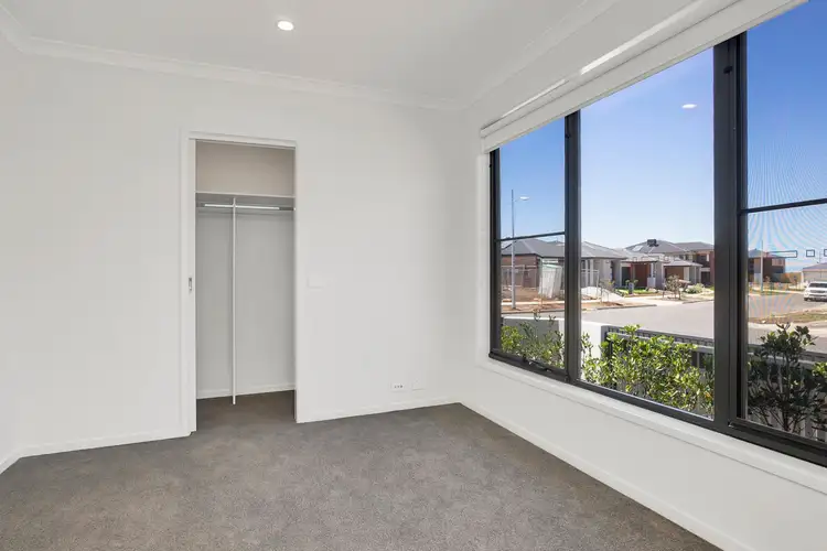 Fifth view of Homely house listing, 2 Totterdown Way, Werribee VIC 3030
