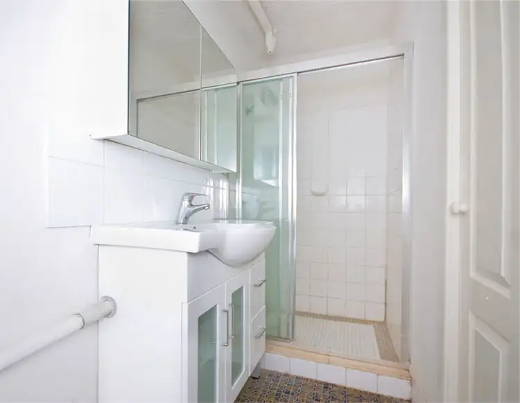 Fourth view of Homely unit listing, 2/13 Princess Street, Paddington QLD 4064