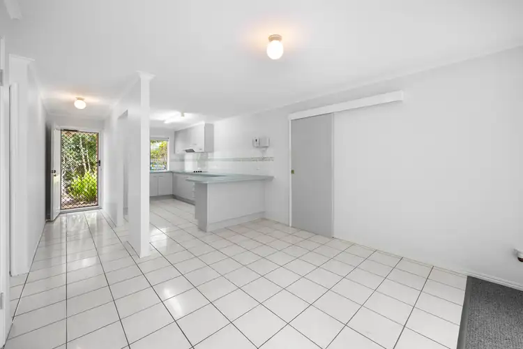 Sixth view of Homely semi-detached listing, Unit 1-6/7 Old Gympie Road, Kallangur QLD 4503