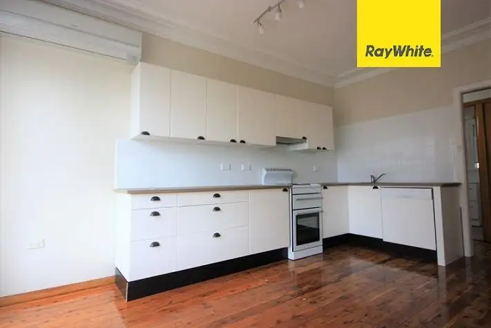 32 Mathews Square, Ingleburn NSW 2565