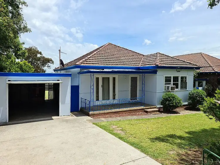 16 South Terrace, Punchbowl NSW 2196