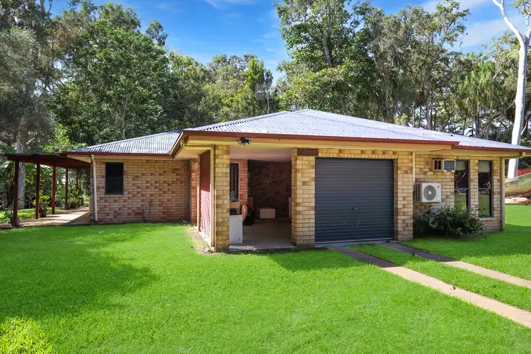 24 Deguara Avenue, Armstrong Beach QLD 4737