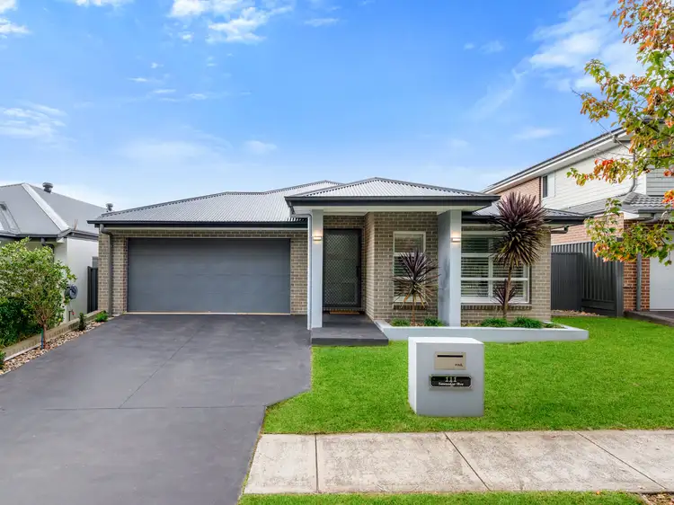 111 Sawsedge Avenue, Denham Court NSW 2565