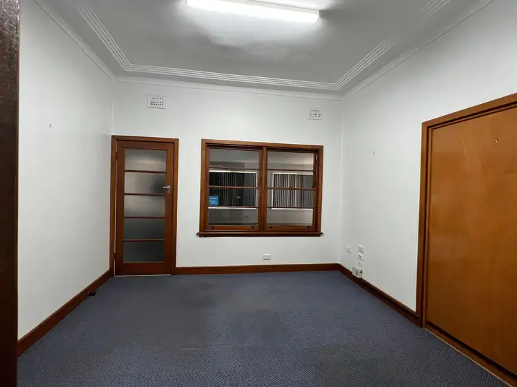 Fifth view of Homely house listing, UPSTAIRS 100-102 YAMBIL Street, Griffith NSW 2680