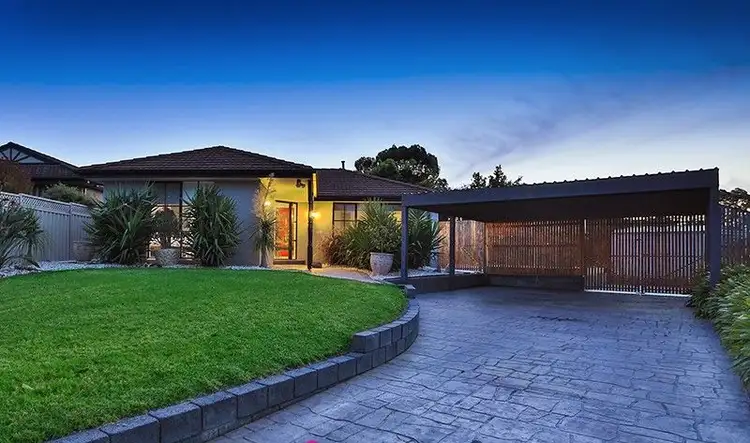 6 Bysouth Court, Pakenham VIC 3810