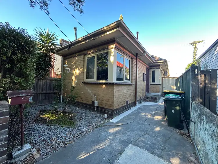 10 Bezzell Street, Brunswick VIC 3056