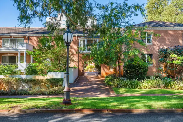 24/12 Wingfield Avenue, Crawley WA 6009