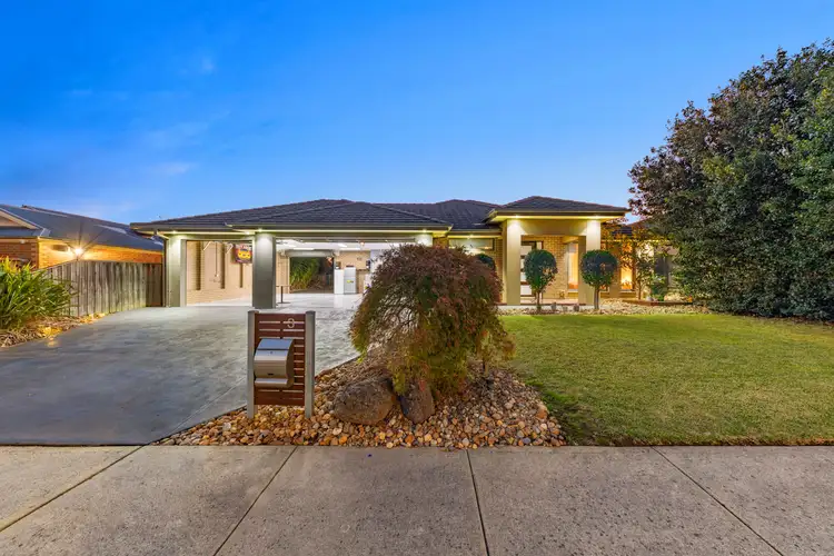 Second view of Homely house listing, 3 Ramsay Close, Pakenham VIC 3810
