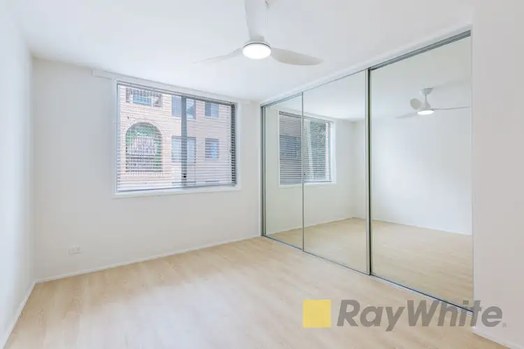 Fifth view of Homely unit listing, 2/20 Genoa Street, Surfers Paradise QLD 4217