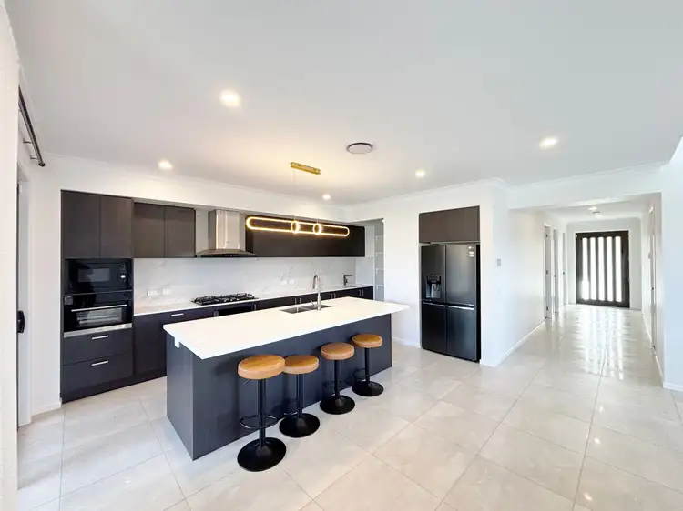 Fifth view of Homely house listing, 18 Legacy Crescent, Sunnybank Hills QLD 4109