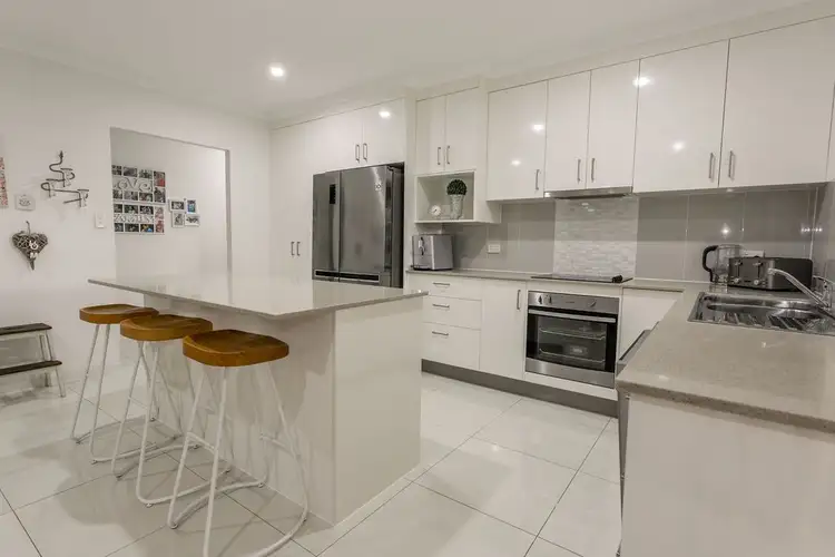 Third view of Homely house listing, 40 Canterbury Road, Emerald QLD 4720