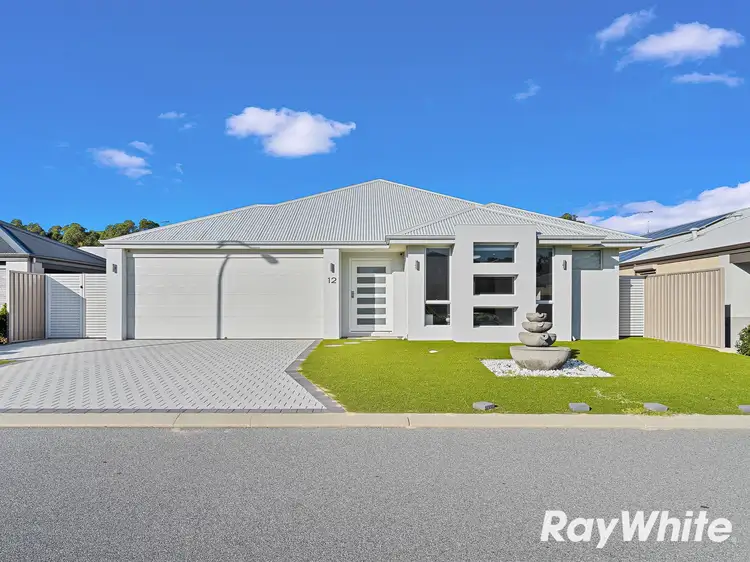 12 Newmarket Road, Meadow Springs WA 6210