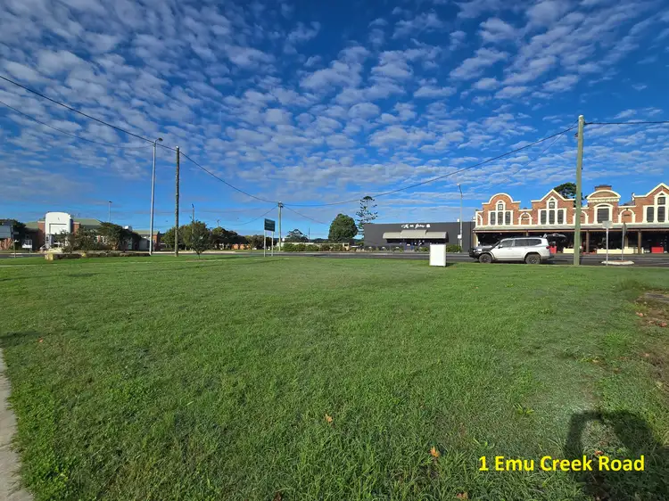 1 & 3 Emu Creek Road, Crows Nest QLD 4355