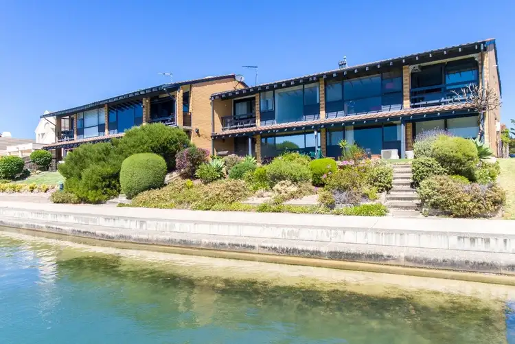 4/78 Military Road, Tennyson SA 5022