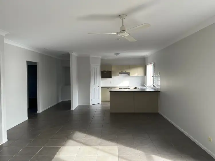 Third view of Homely house listing, 10 Varuna Court, Rothwell QLD 4022
